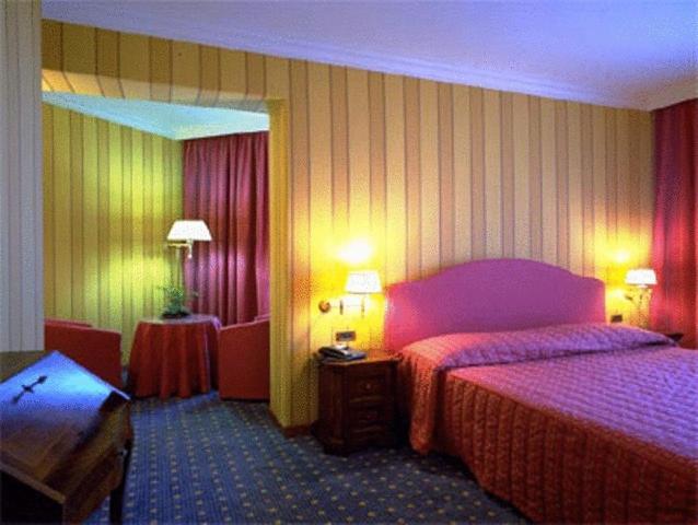 Federico Ii Hotel 4*